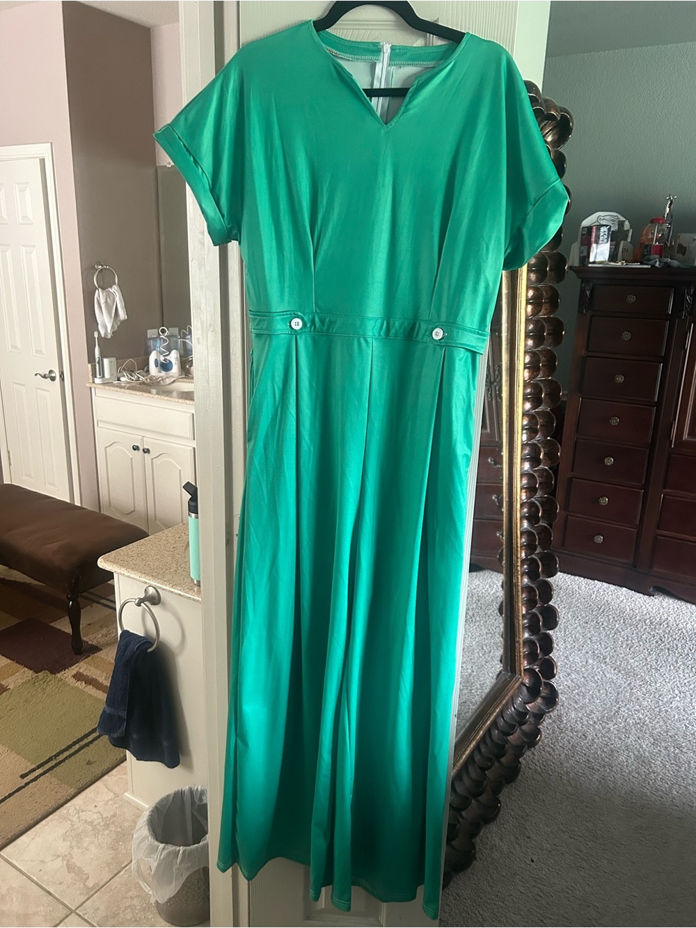 Women’s Emerald Green Short-Sleeve Jumpsuit